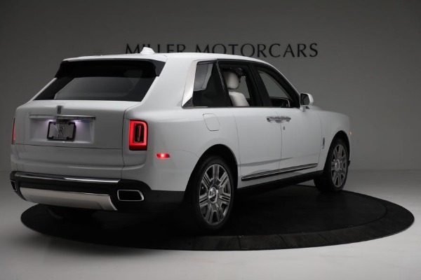 New 2022 Rolls-Royce Cullinan for sale Call for price at Rolls-Royce Motor Cars Greenwich in Greenwich CT 06830 11
