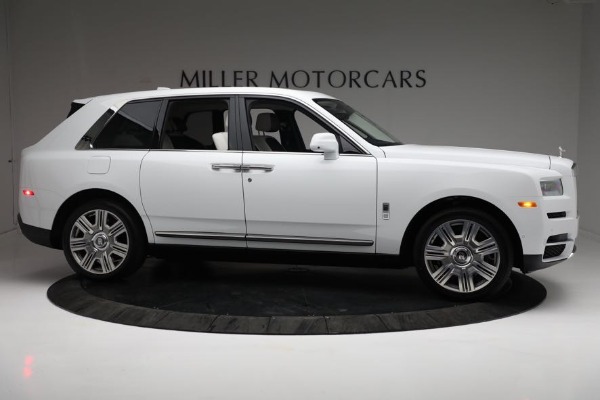 New 2022 Rolls-Royce Cullinan for sale Call for price at Rolls-Royce Motor Cars Greenwich in Greenwich CT 06830 14