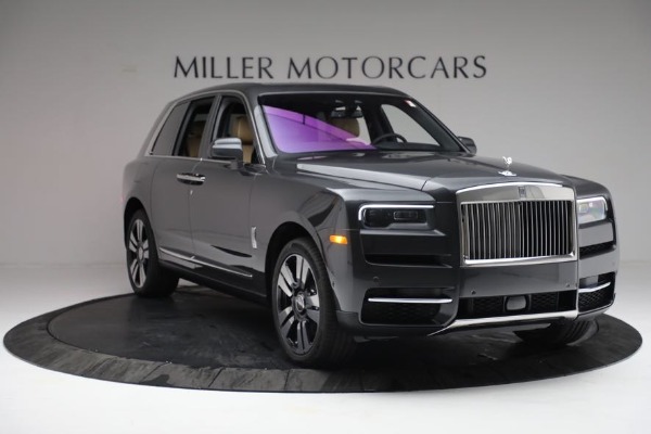 New 2022 Rolls-Royce Cullinan for sale Call for price at Rolls-Royce Motor Cars Greenwich in Greenwich CT 06830 14