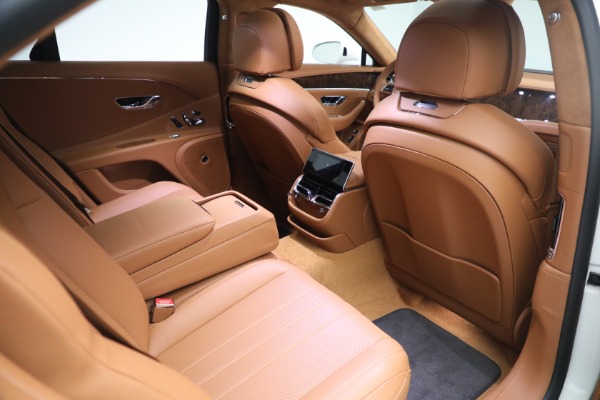 Used 2021 Bentley Flying Spur V8 for sale $219,900 at Rolls-Royce Motor Cars Greenwich in Greenwich CT 06830 28