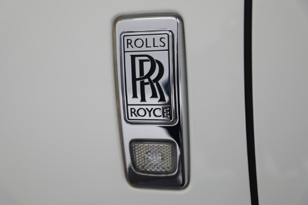 Used 2017 Rolls-Royce Ghost for sale $214,888 at Rolls-Royce Motor Cars Greenwich in Greenwich CT 06830 24