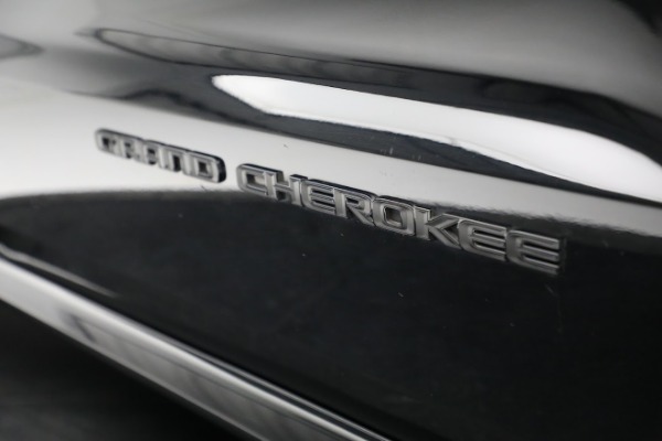 Used 2019 Jeep Grand Cherokee SRT for sale Sold at Rolls-Royce Motor Cars Greenwich in Greenwich CT 06830 26