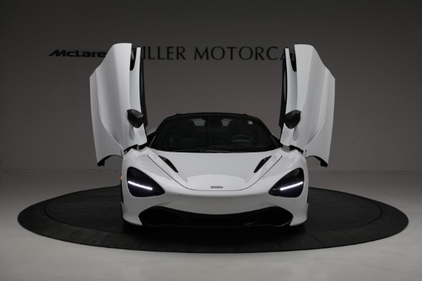 New 2022 McLaren 720S Spider Performance for sale $381,500 at Rolls-Royce Motor Cars Greenwich in Greenwich CT 06830 13