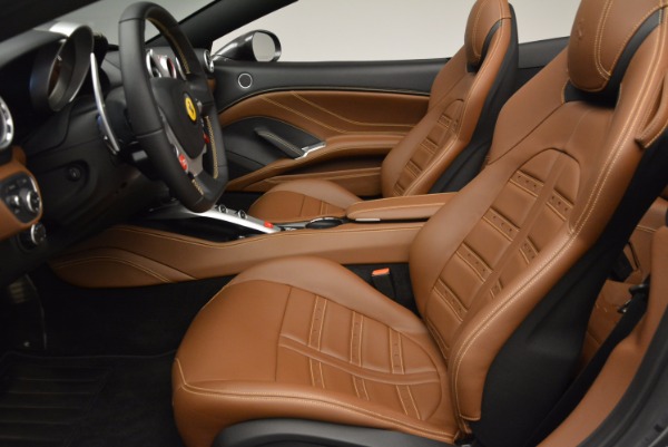 Used 2015 Ferrari California T for sale Sold at Rolls-Royce Motor Cars Greenwich in Greenwich CT 06830 26