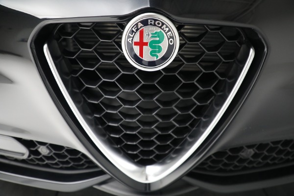 New 2022 Alfa Romeo Giulia Ti for sale $51,495 at Rolls-Royce Motor Cars Greenwich in Greenwich CT 06830 22