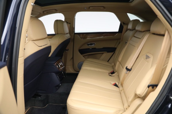 Used 2021 Bentley Bentayga V8 for sale Call for price at Rolls-Royce Motor Cars Greenwich in Greenwich CT 06830 20