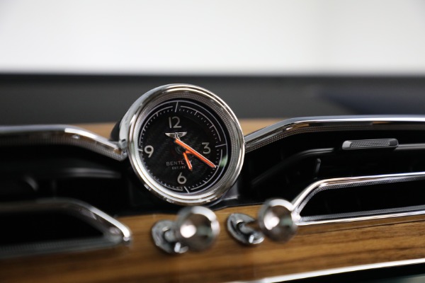 Used 2021 Bentley Bentayga V8 for sale Sold at Rolls-Royce Motor Cars Greenwich in Greenwich CT 06830 22