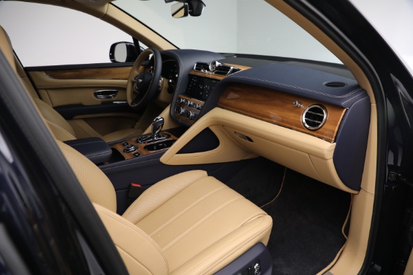Used 2021 Bentley Bentayga V8 for sale Sold at Rolls-Royce Motor Cars Greenwich in Greenwich CT 06830 23