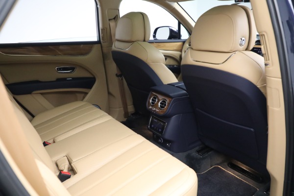 Used 2021 Bentley Bentayga V8 for sale Sold at Rolls-Royce Motor Cars Greenwich in Greenwich CT 06830 26