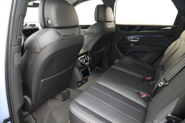 Used 2022 Bentley Bentayga V8 for sale $199,900 at Rolls-Royce Motor Cars Greenwich in Greenwich CT 06830 21