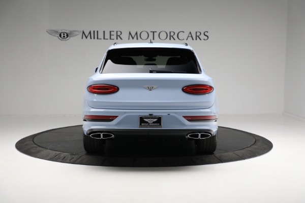 Used 2022 Bentley Bentayga V8 for sale $199,900 at Rolls-Royce Motor Cars Greenwich in Greenwich CT 06830 7
