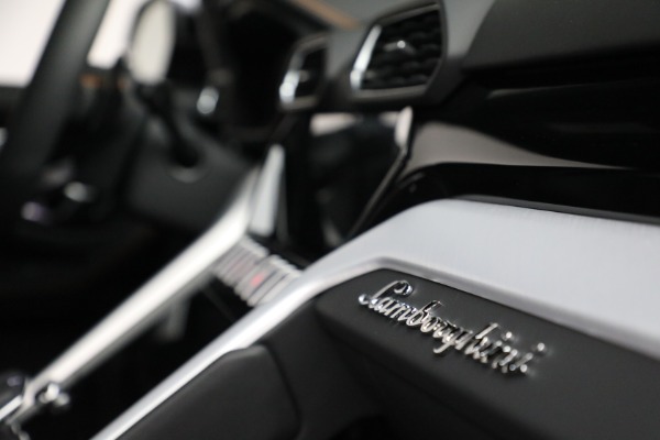 Used 2020 Lamborghini Urus for sale $295,900 at Rolls-Royce Motor Cars Greenwich in Greenwich CT 06830 25