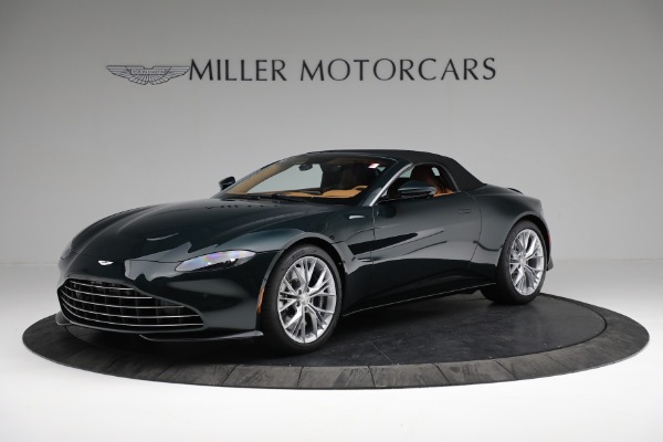 New 2022 Aston Martin Vantage Roadster for sale $192,716 at Rolls-Royce Motor Cars Greenwich in Greenwich CT 06830 19