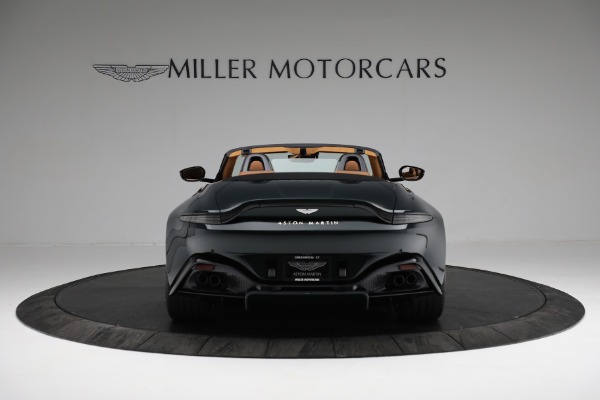 New 2022 Aston Martin Vantage Roadster for sale $192,716 at Rolls-Royce Motor Cars Greenwich in Greenwich CT 06830 5