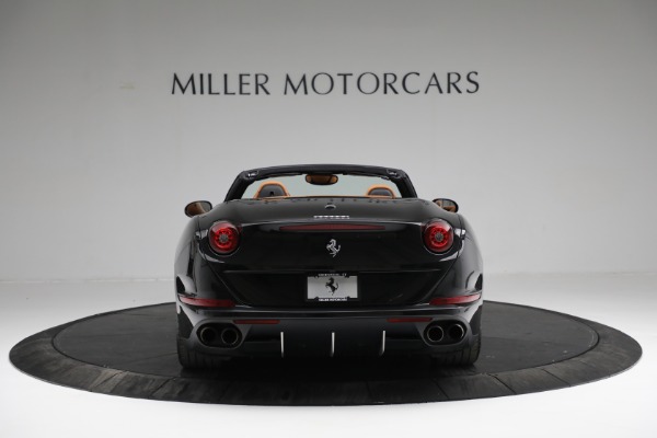 Used 2017 Ferrari California T for sale Sold at Rolls-Royce Motor Cars Greenwich in Greenwich CT 06830 5