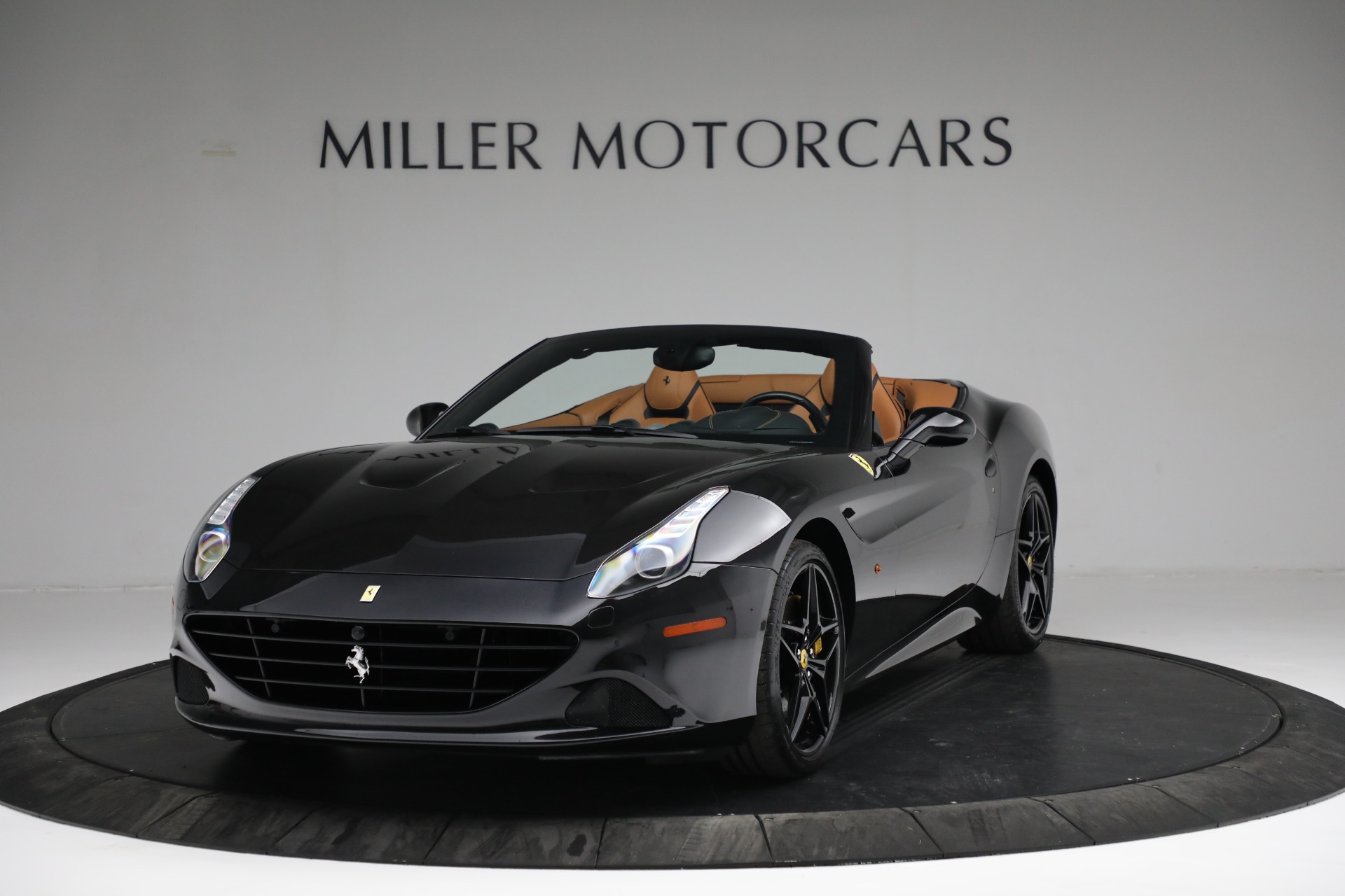 Used 2017 Ferrari California T for sale Sold at Rolls-Royce Motor Cars Greenwich in Greenwich CT 06830 1