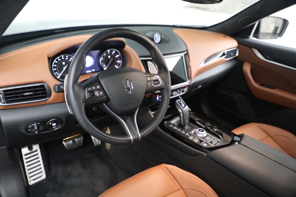 Used 2022 Maserati Levante GT for sale $52,900 at Rolls-Royce Motor Cars Greenwich in Greenwich CT 06830 17