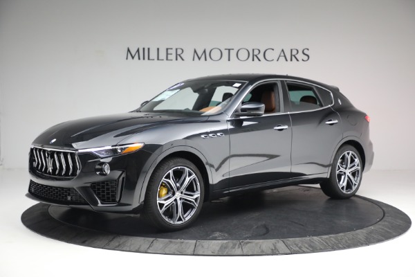 Used 2022 Maserati Levante GT for sale $52,900 at Rolls-Royce Motor Cars Greenwich in Greenwich CT 06830 1