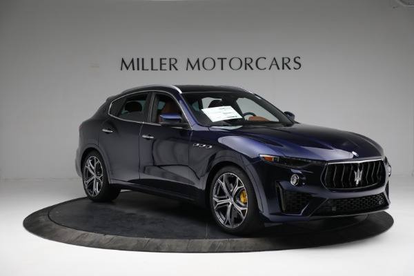 New 2022 Maserati Levante Modena for sale $112,575 at Rolls-Royce Motor Cars Greenwich in Greenwich CT 06830 11