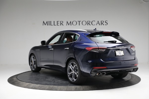 New 2022 Maserati Levante Modena for sale $112,575 at Rolls-Royce Motor Cars Greenwich in Greenwich CT 06830 5