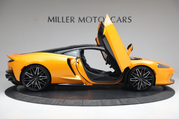 New 2022 McLaren GT for sale Sold at Rolls-Royce Motor Cars Greenwich in Greenwich CT 06830 17