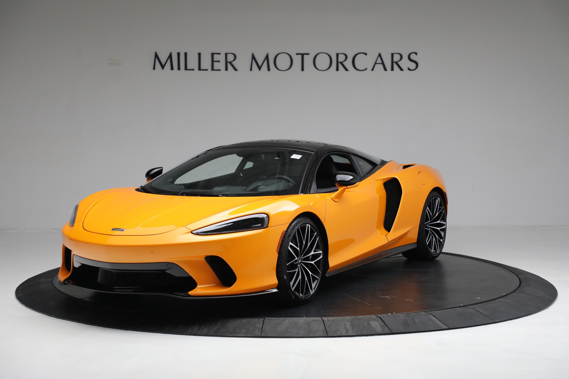 New 2022 McLaren GT for sale $220,800 at Rolls-Royce Motor Cars Greenwich in Greenwich CT 06830 1
