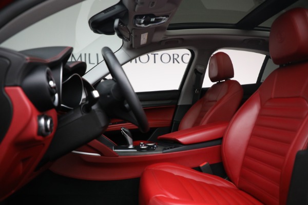 Used 2019 Alfa Romeo Stelvio Ti Lusso for sale $39,900 at Rolls-Royce Motor Cars Greenwich in Greenwich CT 06830 13