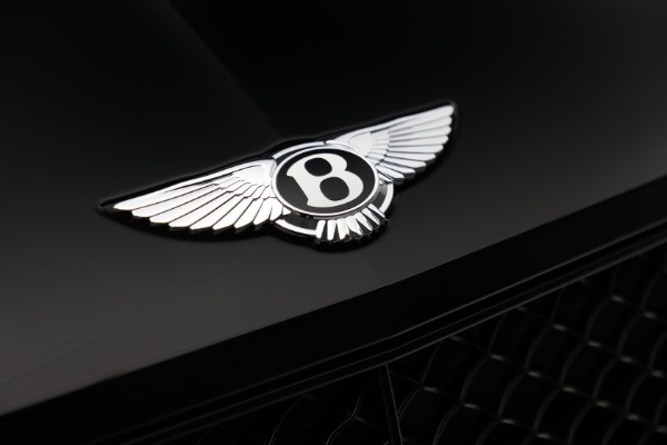 New 2022 Bentley Bentayga V8 for sale Sold at Rolls-Royce Motor Cars Greenwich in Greenwich CT 06830 14