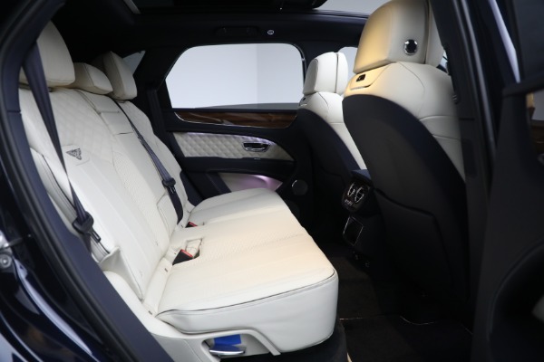 New 2022 Bentley Bentayga V8 for sale Sold at Rolls-Royce Motor Cars Greenwich in Greenwich CT 06830 27