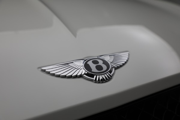Used 2022 Bentley Continental GT V8 for sale $245,900 at Rolls-Royce Motor Cars Greenwich in Greenwich CT 06830 12