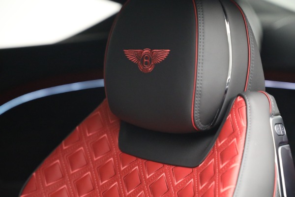 Used 2022 Bentley Continental GT V8 for sale $245,900 at Rolls-Royce Motor Cars Greenwich in Greenwich CT 06830 18