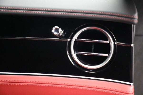Used 2022 Bentley Continental GT V8 for sale $245,900 at Rolls-Royce Motor Cars Greenwich in Greenwich CT 06830 25
