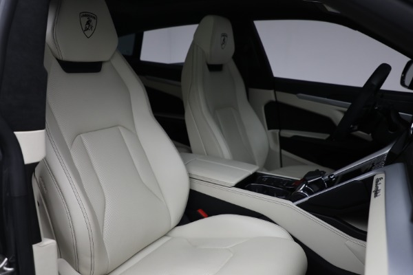 Used 2019 Lamborghini Urus for sale $263,900 at Rolls-Royce Motor Cars Greenwich in Greenwich CT 06830 21