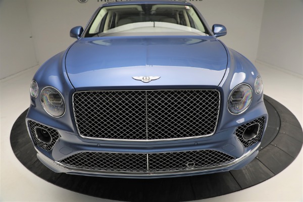 New 2022 Bentley Bentayga V8 First Edition for sale Call for price at Rolls-Royce Motor Cars Greenwich in Greenwich CT 06830 14