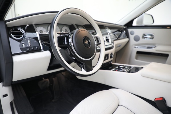 Used 2017 Rolls-Royce Ghost for sale Sold at Rolls-Royce Motor Cars Greenwich in Greenwich CT 06830 13