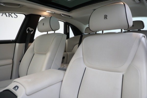 Used 2017 Rolls-Royce Ghost for sale Sold at Rolls-Royce Motor Cars Greenwich in Greenwich CT 06830 15