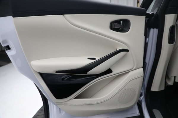 New 2022 Aston Martin DBX for sale $234,596 at Rolls-Royce Motor Cars Greenwich in Greenwich CT 06830 19
