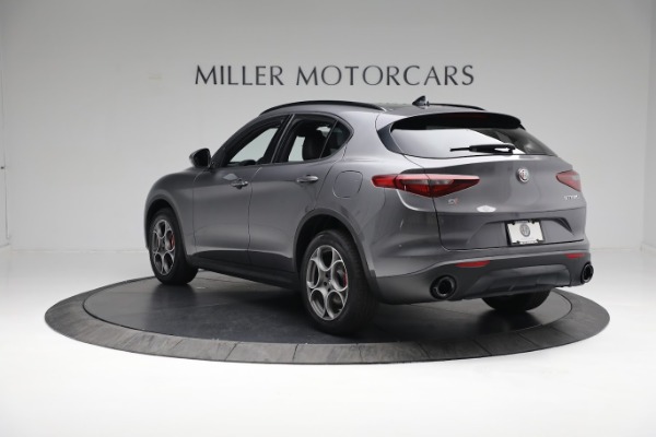 New 2022 Alfa Romeo Stelvio Sprint for sale Sold at Rolls-Royce Motor Cars Greenwich in Greenwich CT 06830 5