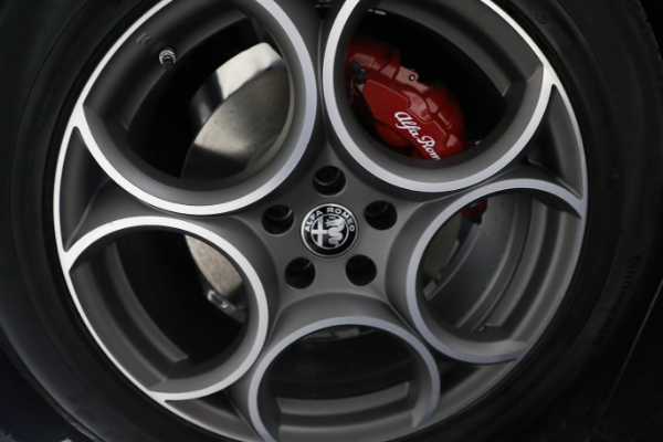 New 2022 Alfa Romeo Stelvio Ti for sale Sold at Rolls-Royce Motor Cars Greenwich in Greenwich CT 06830 21