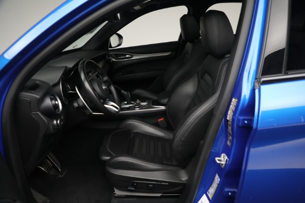 Used 2022 Alfa Romeo Stelvio Veloce for sale $32,900 at Rolls-Royce Motor Cars Greenwich in Greenwich CT 06830 13
