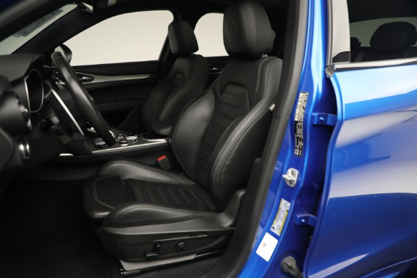 Used 2022 Alfa Romeo Stelvio Veloce for sale $32,900 at Rolls-Royce Motor Cars Greenwich in Greenwich CT 06830 14