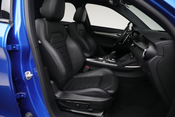 Used 2022 Alfa Romeo Stelvio Veloce for sale $32,900 at Rolls-Royce Motor Cars Greenwich in Greenwich CT 06830 16