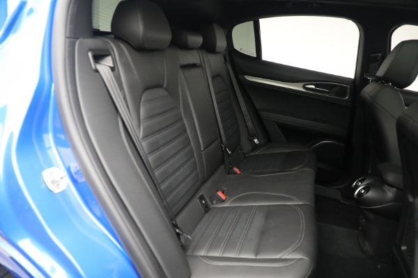 Used 2022 Alfa Romeo Stelvio Veloce for sale $32,900 at Rolls-Royce Motor Cars Greenwich in Greenwich CT 06830 20