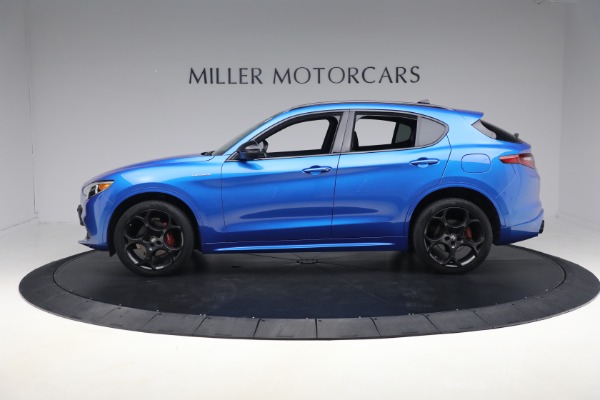 Used 2022 Alfa Romeo Stelvio Veloce for sale $32,900 at Rolls-Royce Motor Cars Greenwich in Greenwich CT 06830 3