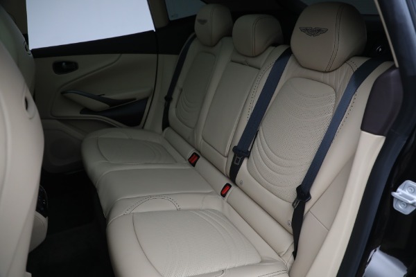 Used 2022 Aston Martin DBX for sale $105,900 at Rolls-Royce Motor Cars Greenwich in Greenwich CT 06830 19