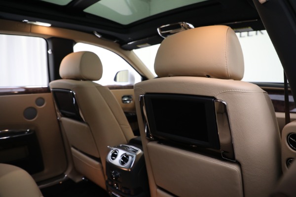 Used 2013 Rolls-Royce Ghost for sale Sold at Rolls-Royce Motor Cars Greenwich in Greenwich CT 06830 24