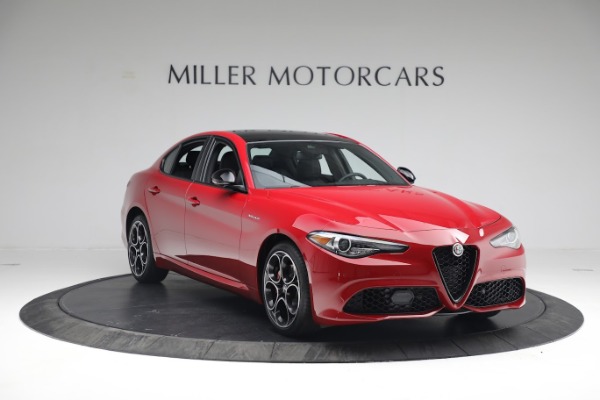 Used 2022 Alfa Romeo Giulia Veloce for sale $29,900 at Rolls-Royce Motor Cars Greenwich in Greenwich CT 06830 11
