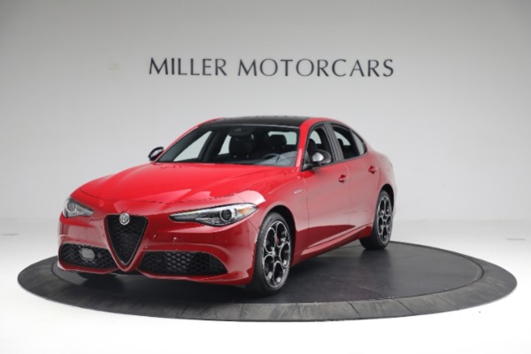 Used 2022 Alfa Romeo Giulia Veloce for sale $29,900 at Rolls-Royce Motor Cars Greenwich in Greenwich CT 06830 2