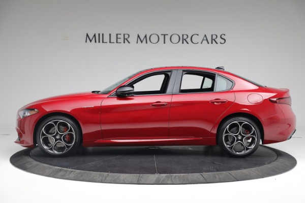 New 2022 Alfa Romeo Giulia Veloce for sale Sold at Rolls-Royce Motor Cars Greenwich in Greenwich CT 06830 3