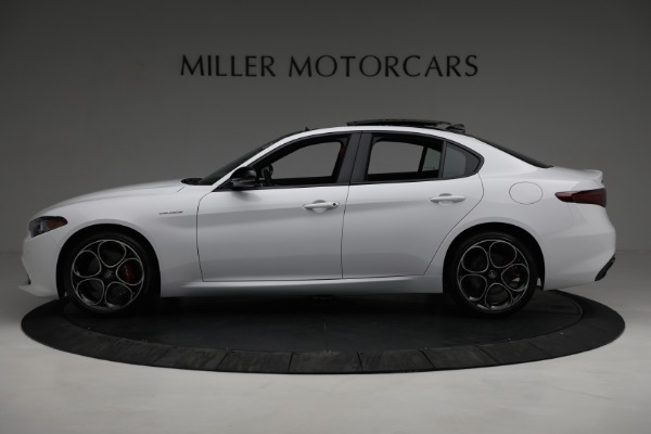 New 2022 Alfa Romeo Giulia Veloce for sale Sold at Rolls-Royce Motor Cars Greenwich in Greenwich CT 06830 3